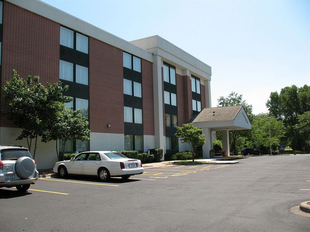 Fairfield By Marriott Inn & Suites Madison South Exterior foto